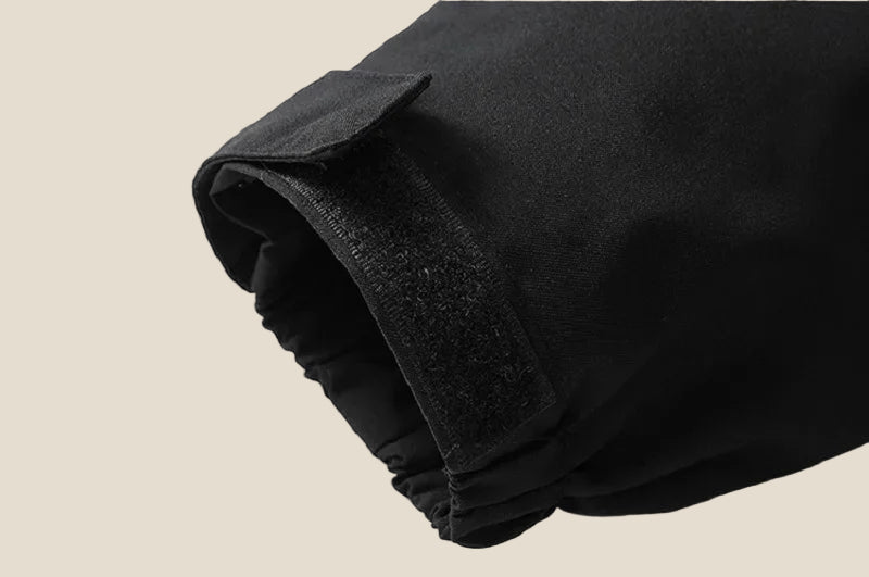 ChillGuard Men’s Casual Jacket – Windproof, Waterproof, Detachable Hood